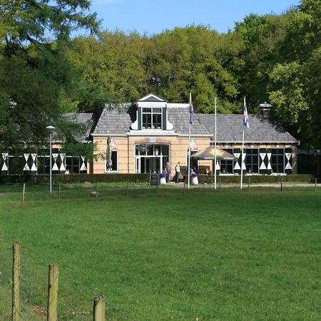 Hotel Restaurant 'De Oorsprong' Sint Nicolaasga ภายนอก รูปภาพ