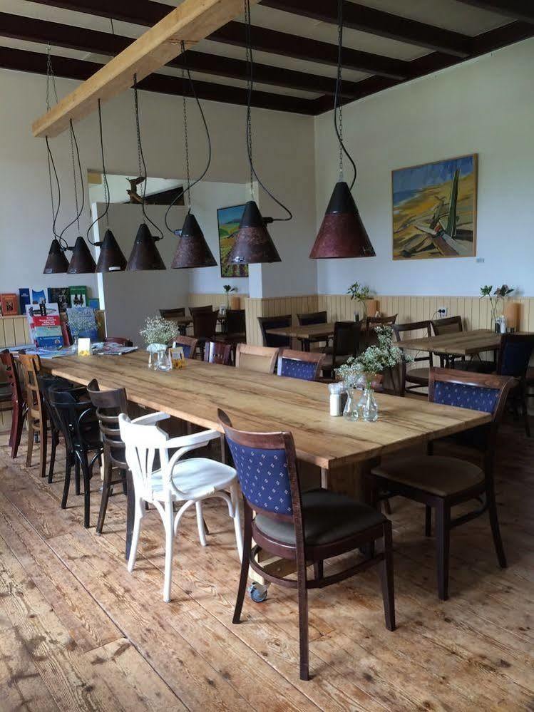 Hotel Restaurant 'De Oorsprong' Sint Nicolaasga ภายนอก รูปภาพ
